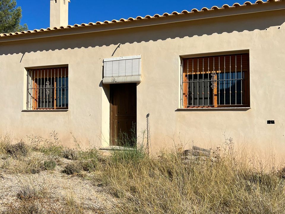 Landejendom i Pinoso, Alicante - foto 1