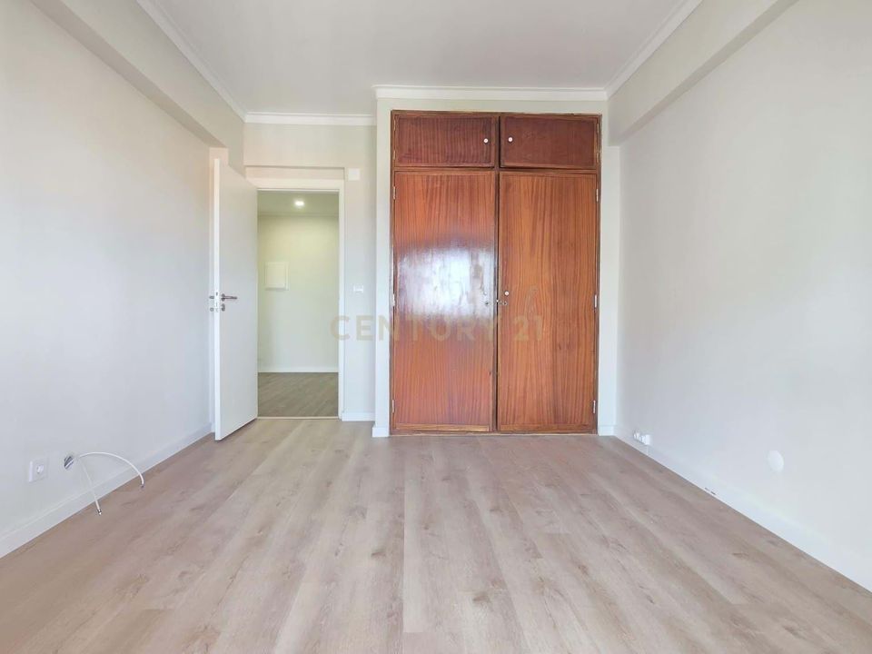 Lejlighed i Amadora, Lisbon - foto 1