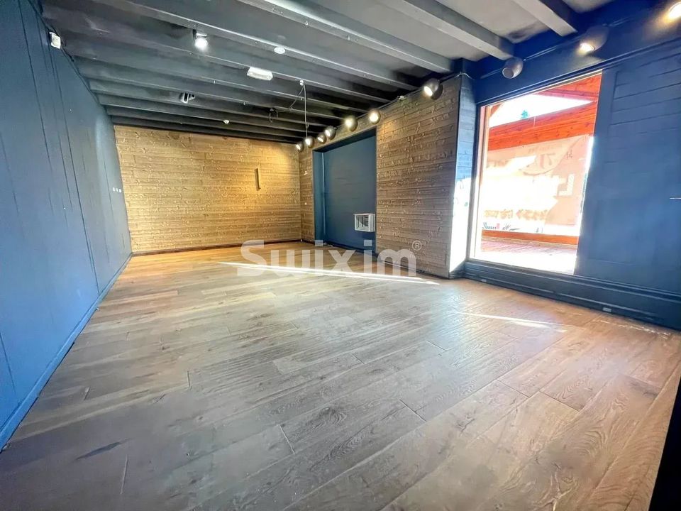 Næringseiendom i Les Rousses, Jura - bilde 2