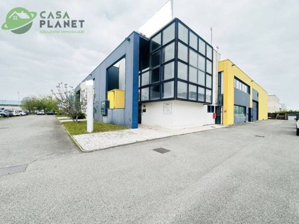 L'establiment comercial a Mogliano Veneto, Treviso - foto 2