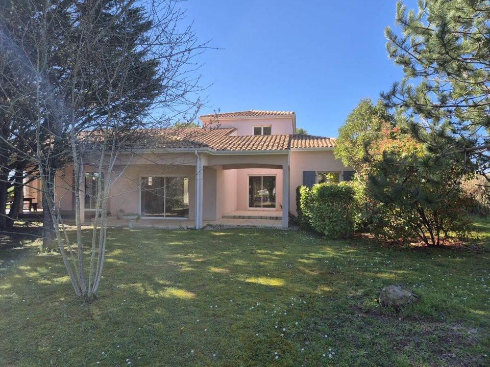 Villa i Mansle, Charente - foto 1