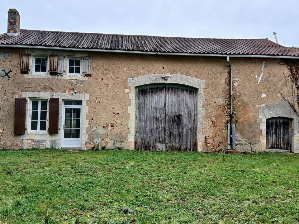 Landejendom i Les Pins, Charente - foto 1