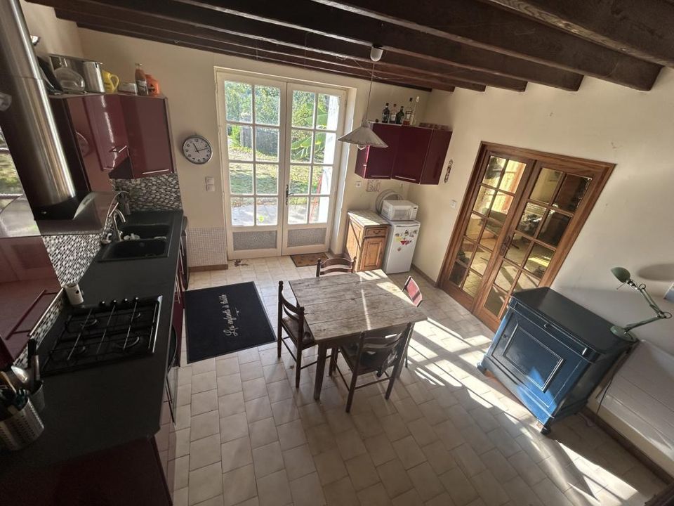 Landsbyhus i Nanteuil-en-Vallee, Charente - foto 4