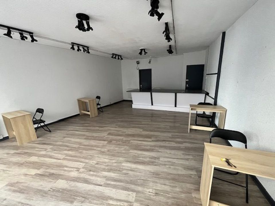 L'establiment comercial a Tournon-sur-Rhône, Ardeche - foto 3