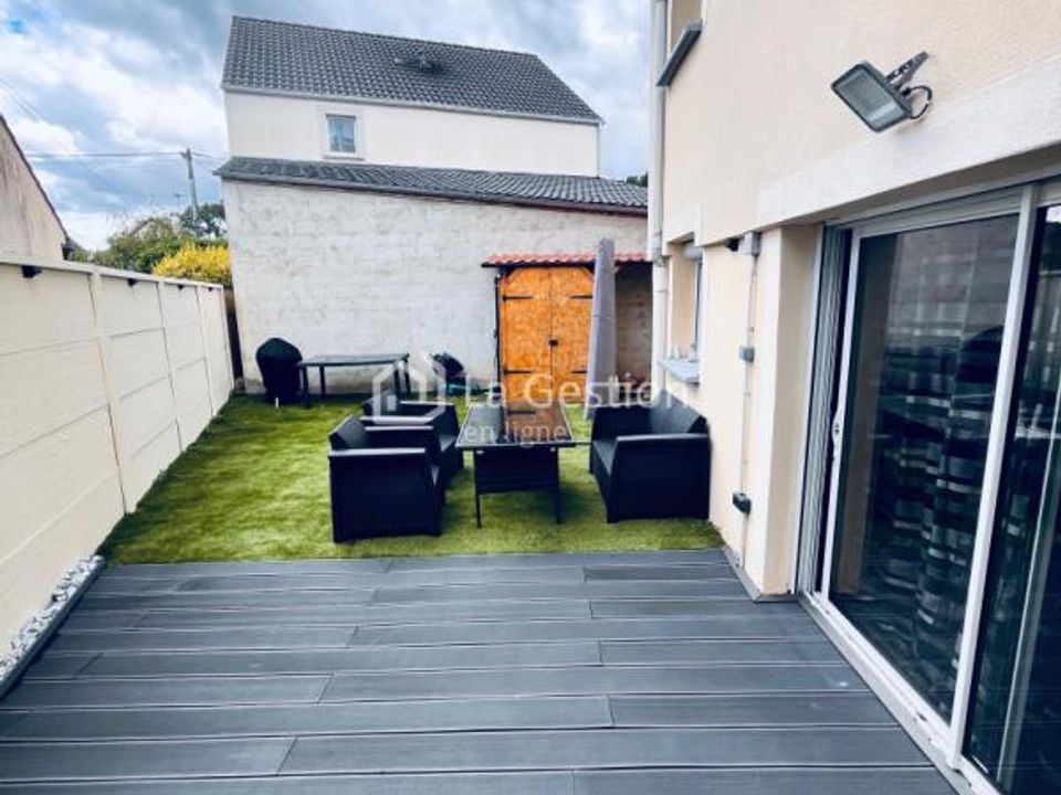 Villa em Quincy-sous-Sénart, Essonne - foto 1