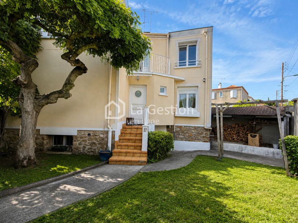 Villa em Gagny, Seine-Saint-Denis - foto 1