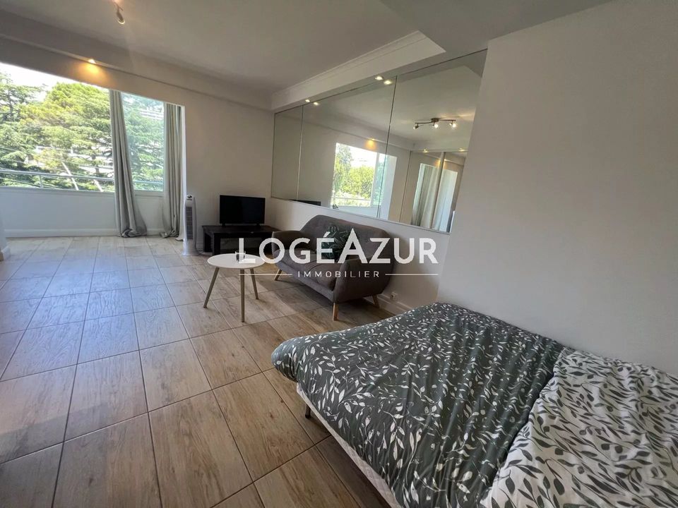 Apartment in Cannes, Alpes-Maritimes - photo 4