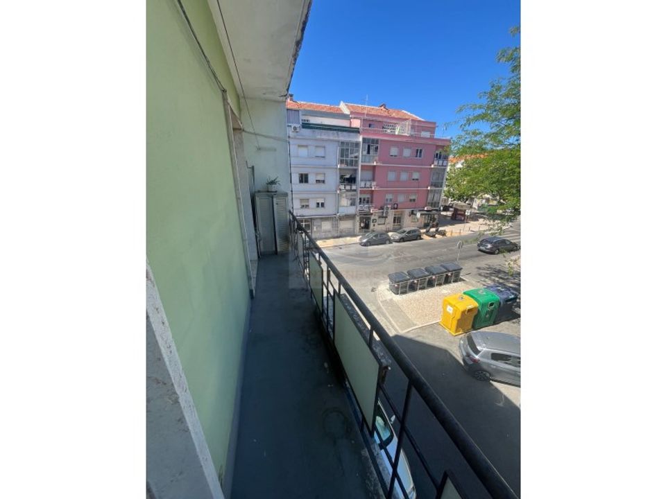 Lejlighed i Amadora, Lisbon - foto 1