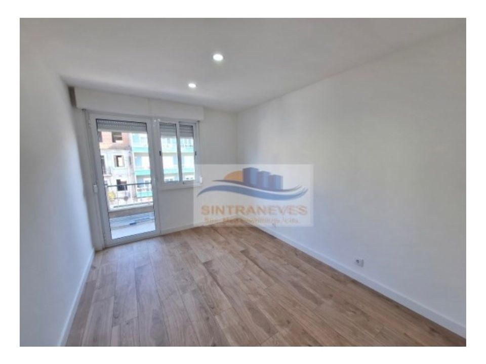 Lejlighed i Amadora, Lisbon - foto 4