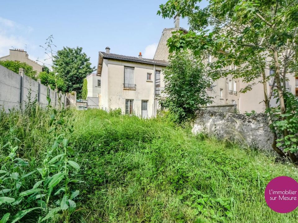 Villa i Montreuil, Seine-Saint-Denis - foto 1