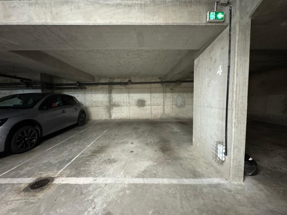Garage i Puteaux, Hauts-de-Seine - foto 2