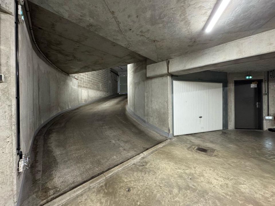 Garage i Puteaux, Hauts-de-Seine - foto 4