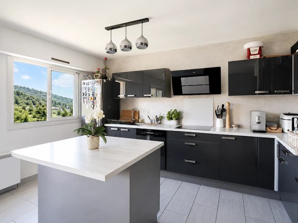 Lejlighed i Saint-Martin-du-Var, Alpes-Maritimes - foto 1