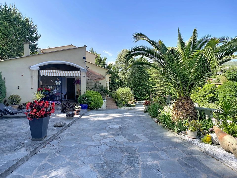 Villa a Tourrette-Levens, Alpes-Maritimes - foto 2