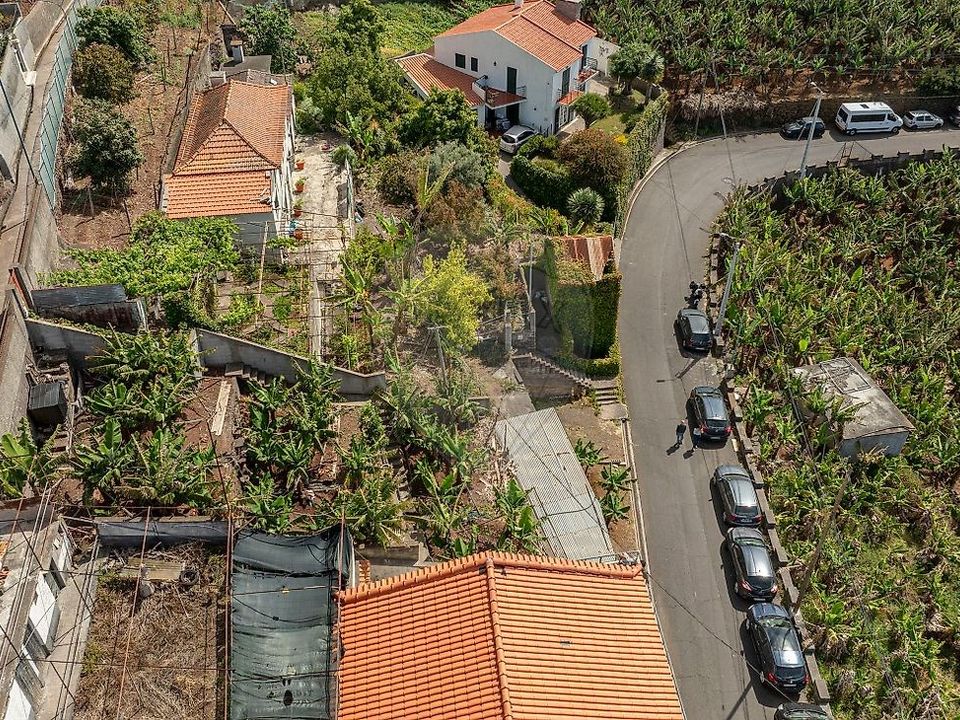 Helårsgrund i Camara de Lobos, Madeira - foto 4