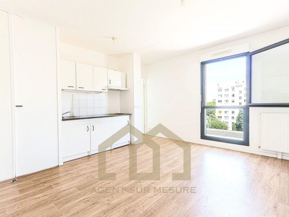 Lejlighed i Aubervilliers, Seine-Saint-Denis - foto 1