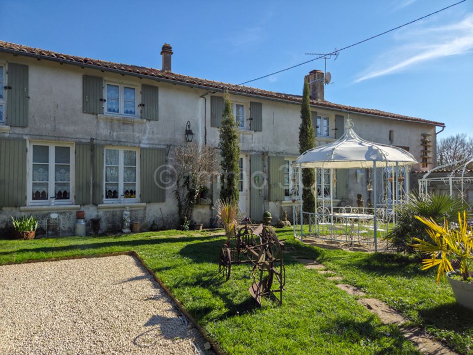 Villa i Chef-Boutonne, Deux-Sevres - foto 1