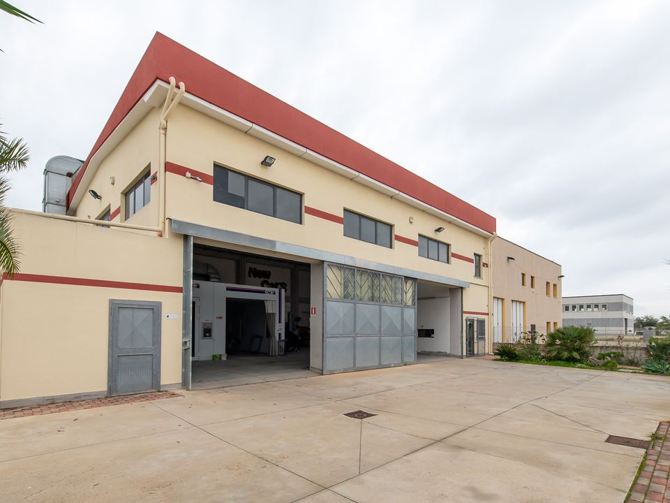 Erhvervsejendom i Quartu Sant'Elena, Cagliari - foto 1
