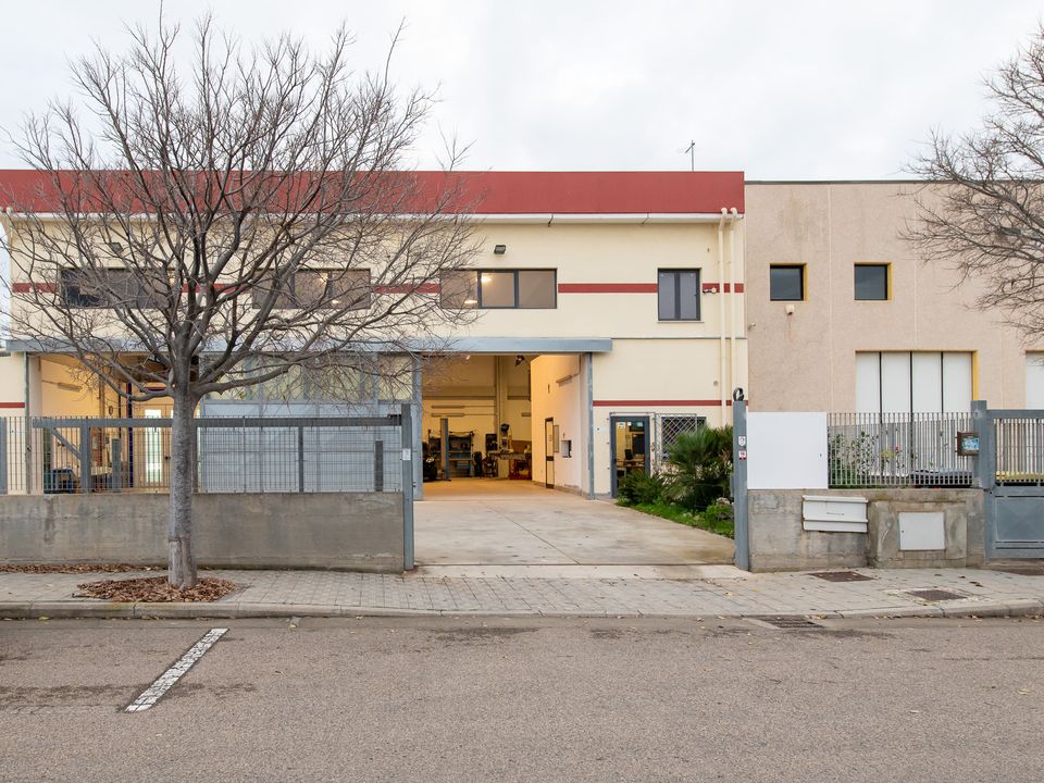 Erhvervsejendom i Quartu Sant'Elena, Cagliari - foto 3