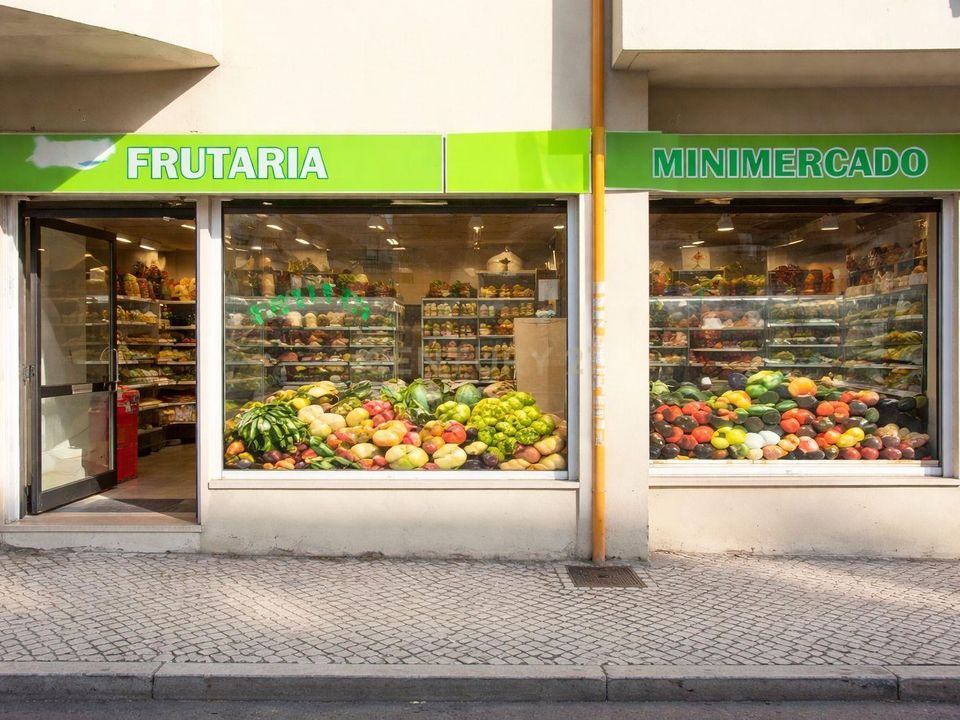 Erhvervsejendom i Alges, Lisbon - foto 2
