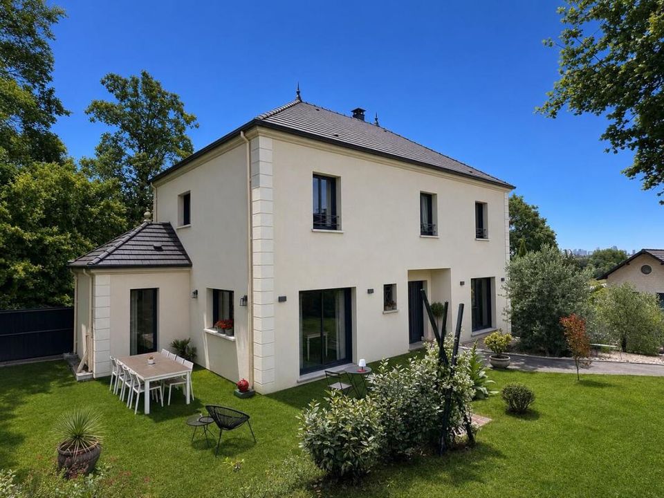 Villa i Le Mesnil-le-Roi, Yvelines - foto 1