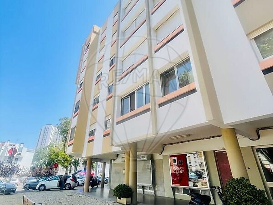 Erhvervsejendom i Oeiras, Lisbon - foto 2
