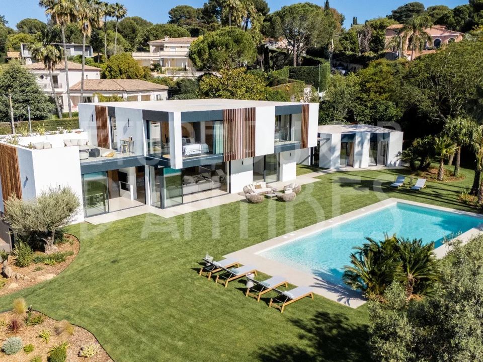 Villa i Antibes, Alpes-Maritimes - foto 1