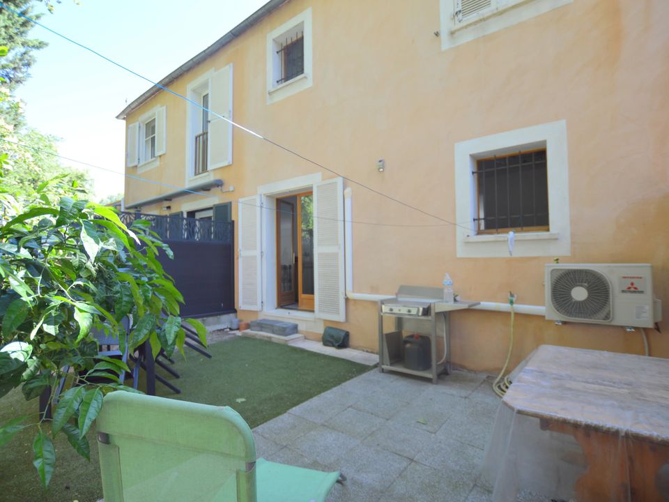 Villa i Marsillargues, Herault - foto 1