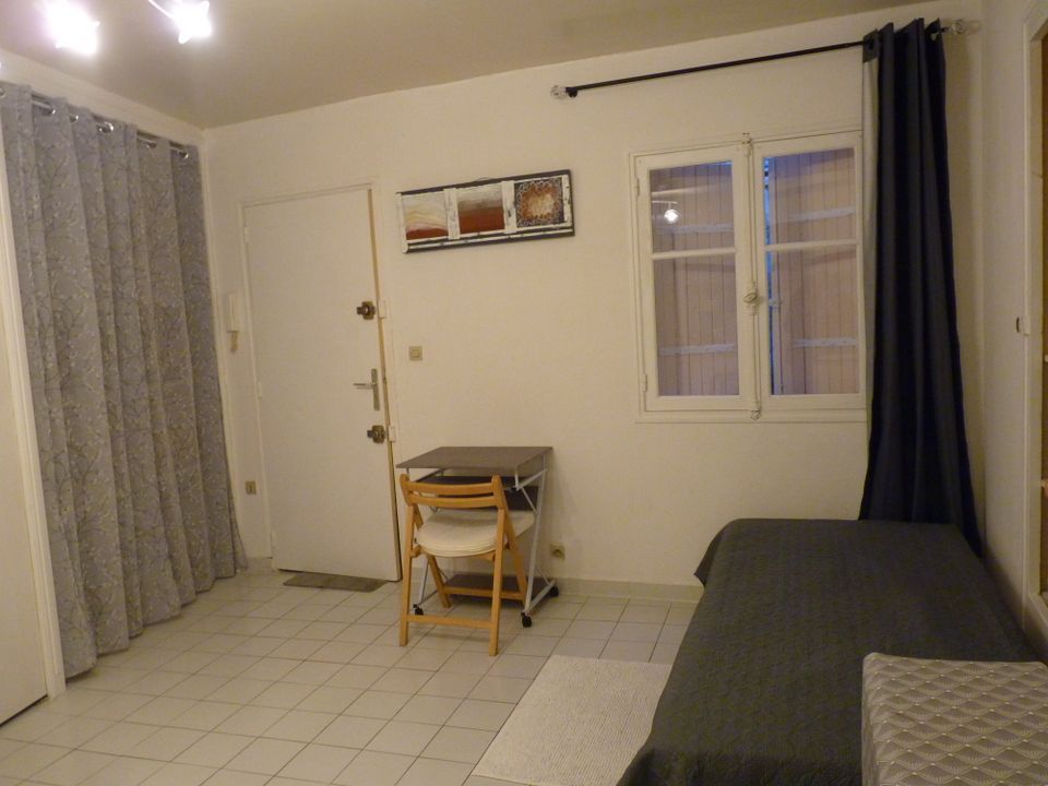 Estudi a Arles, Bouches-du-Rhone - foto 4