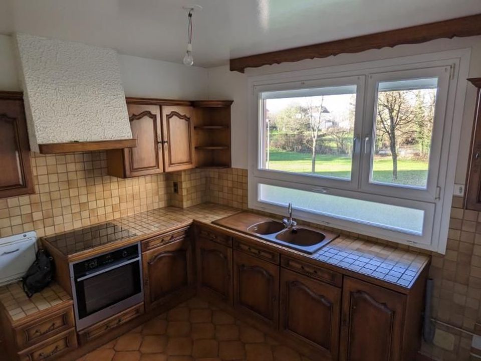 Apartment in Montbeliard, Doubs - photo 3