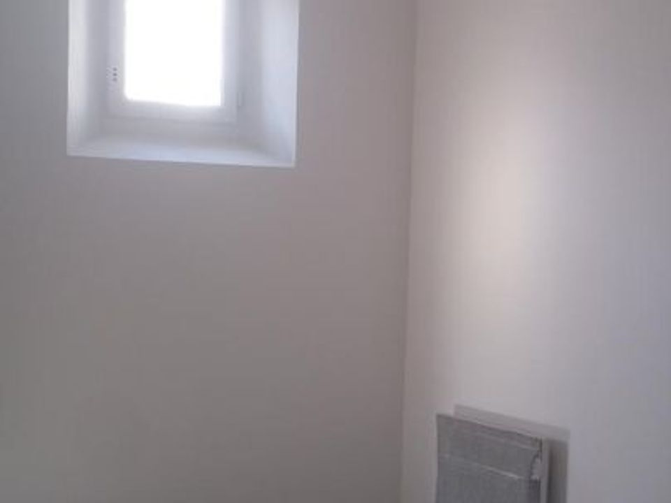 Apartment in Saint-Etienne, Loire - photo 5