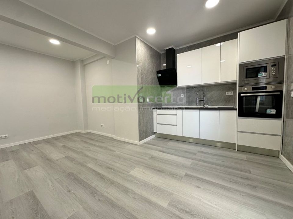 Lejlighed i Amadora, Lisbon - foto 4