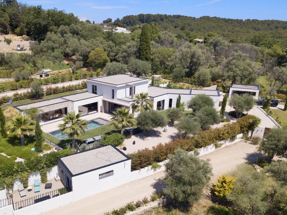 Villa i Valbonne, Alpes-Maritimes - foto 1