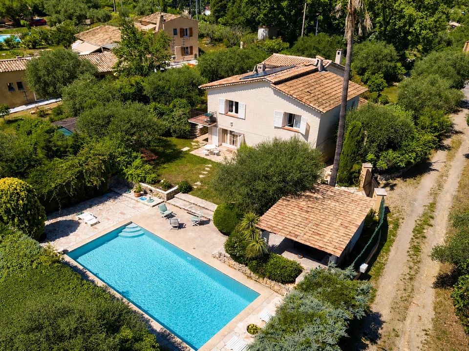 Villa i Opio, Alpes-Maritimes - foto 1