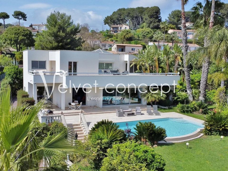 Villa i Antibes, Alpes-Maritimes - foto 1