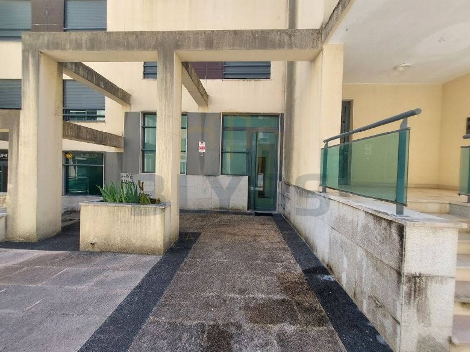 Erhvervsejendom i Loures, Lisbon - foto 1