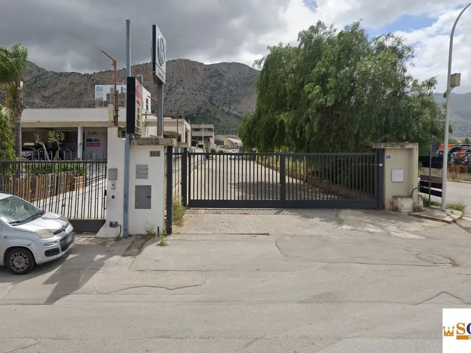 Erhvervsejendom i Carini, Palermo - foto 1