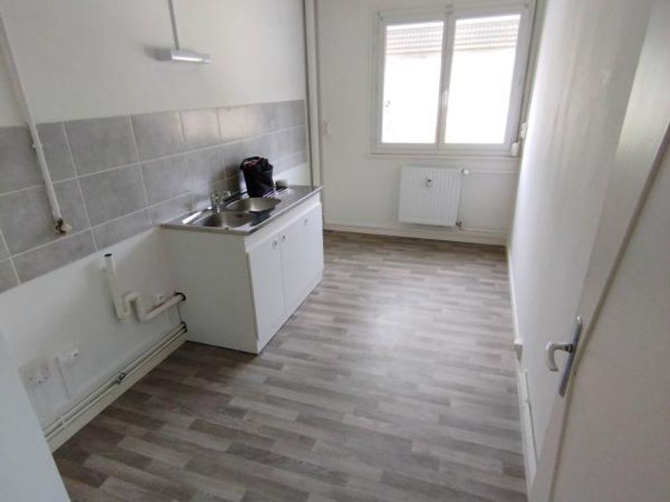 Lejlighed i Bogny-sur-Meuse, Ardennes - foto 2