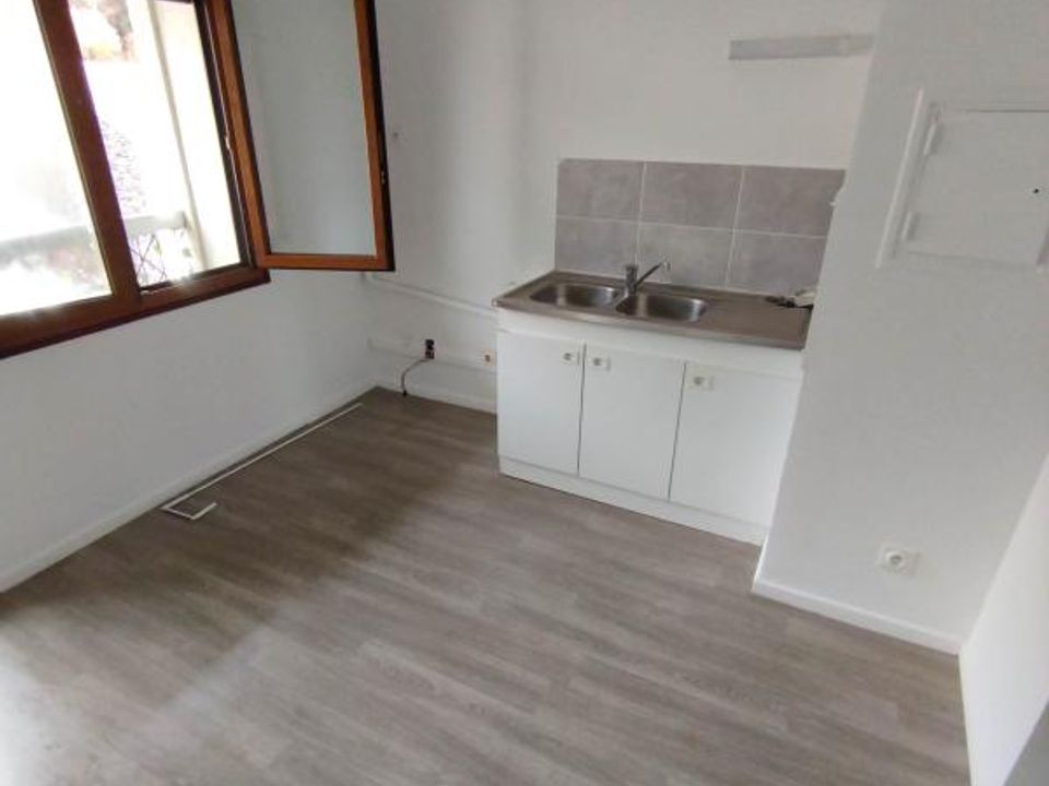 Lejlighed i Bogny-sur-Meuse, Ardennes - foto 2