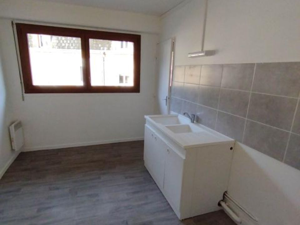 Lejlighed i Bogny-sur-Meuse, Ardennes - foto 2