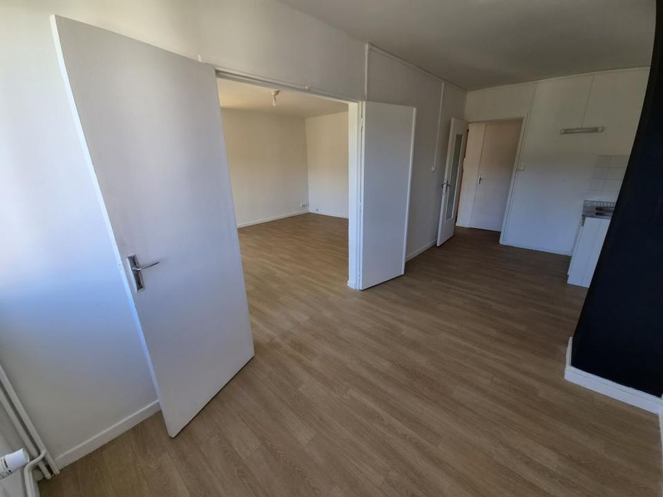 Lejlighed i Bogny-sur-Meuse, Ardennes - foto 2