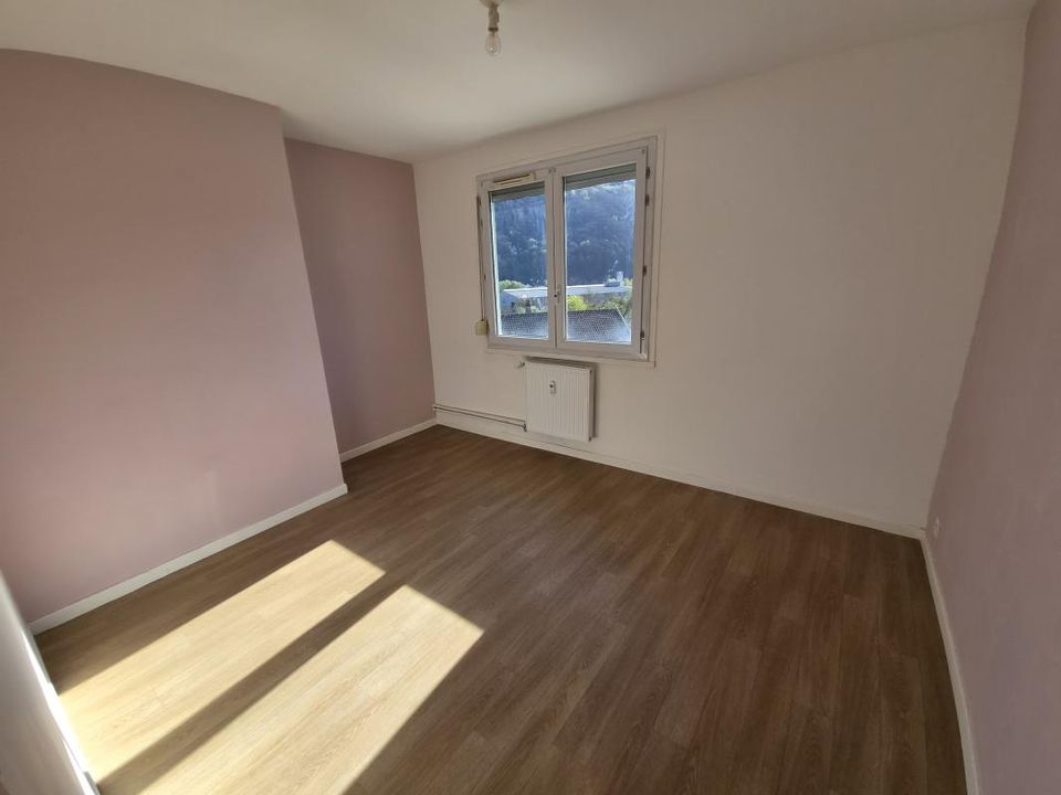 Lejlighed i Bogny-sur-Meuse, Ardennes - foto 4