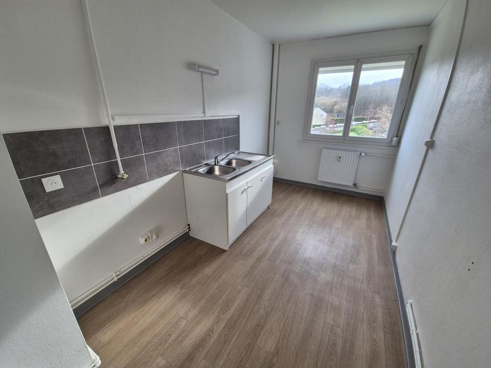 Lejlighed i Bogny-sur-Meuse, Ardennes - foto 2