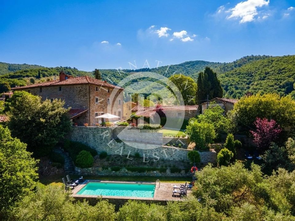 Landejendom i Castiglion Fiorentino, Arezzo - foto 1