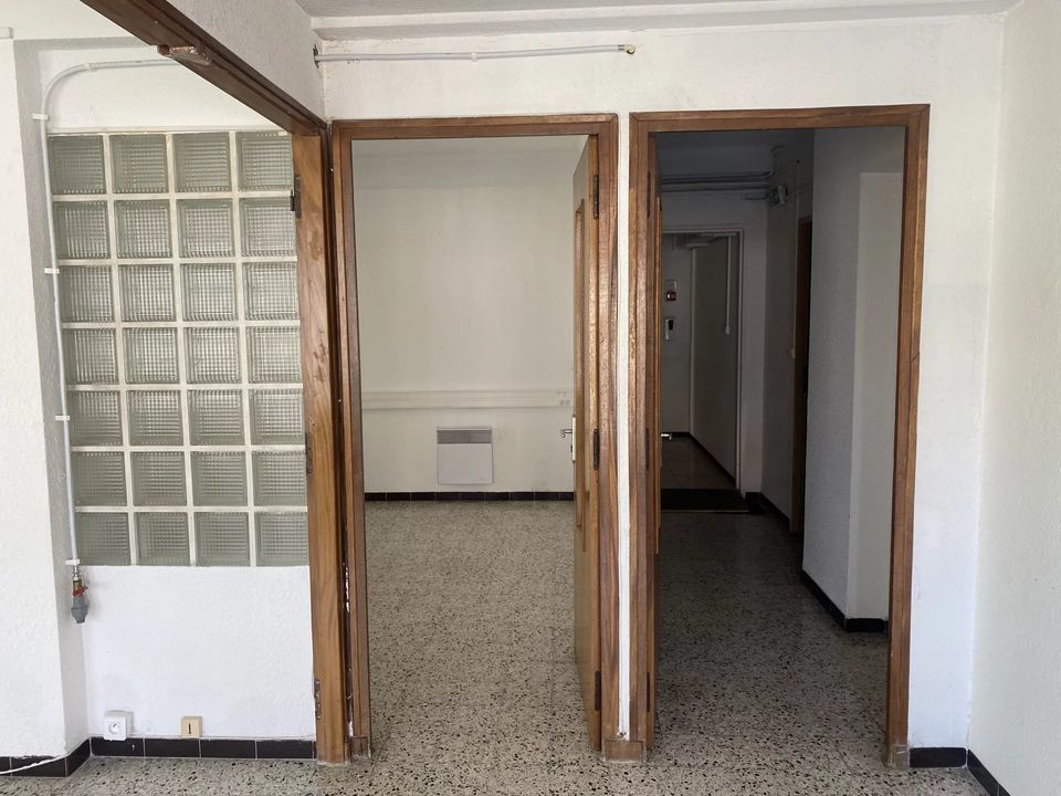 L'establiment comercial a Miramas, Bouches-du-Rhone - foto 4