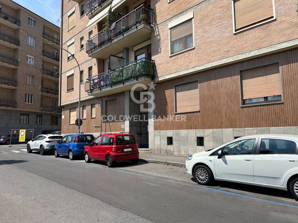 Commercial property in Rivoli, Turin - photo 1