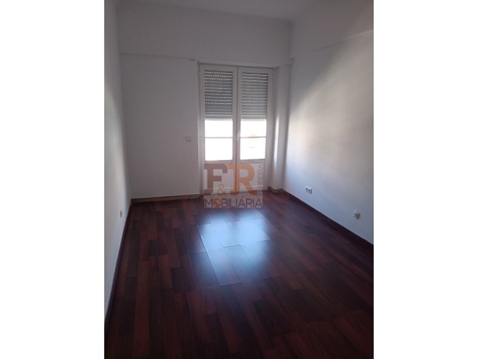 Lejlighed i Amadora, Lisbon - foto 2