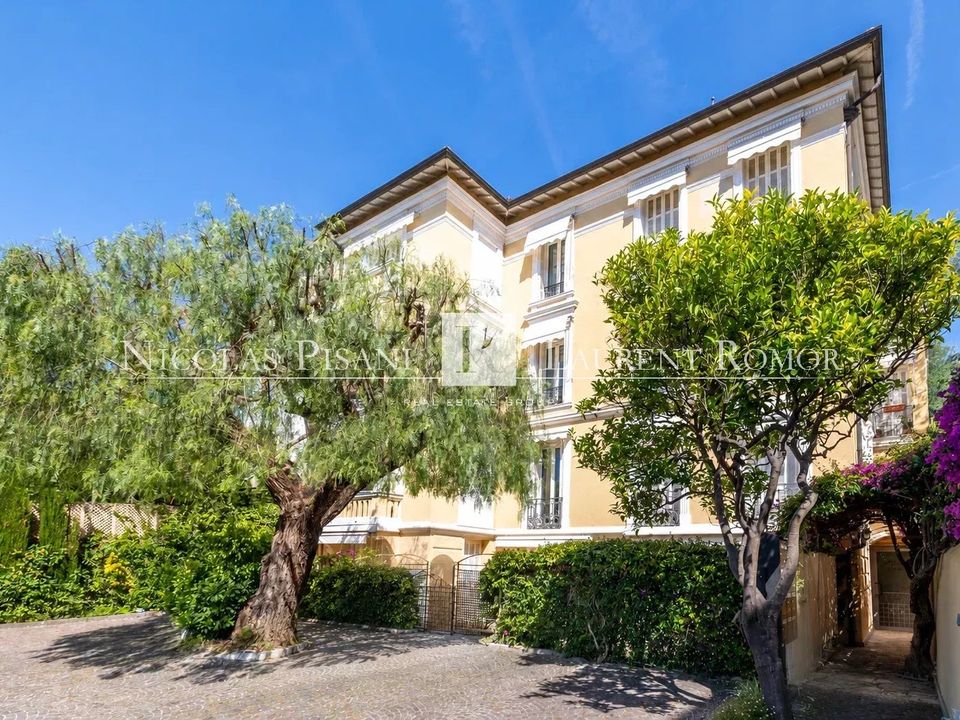 Lejlighed i Beaulieu-sur-Mer, Alpes-Maritimes - foto 2