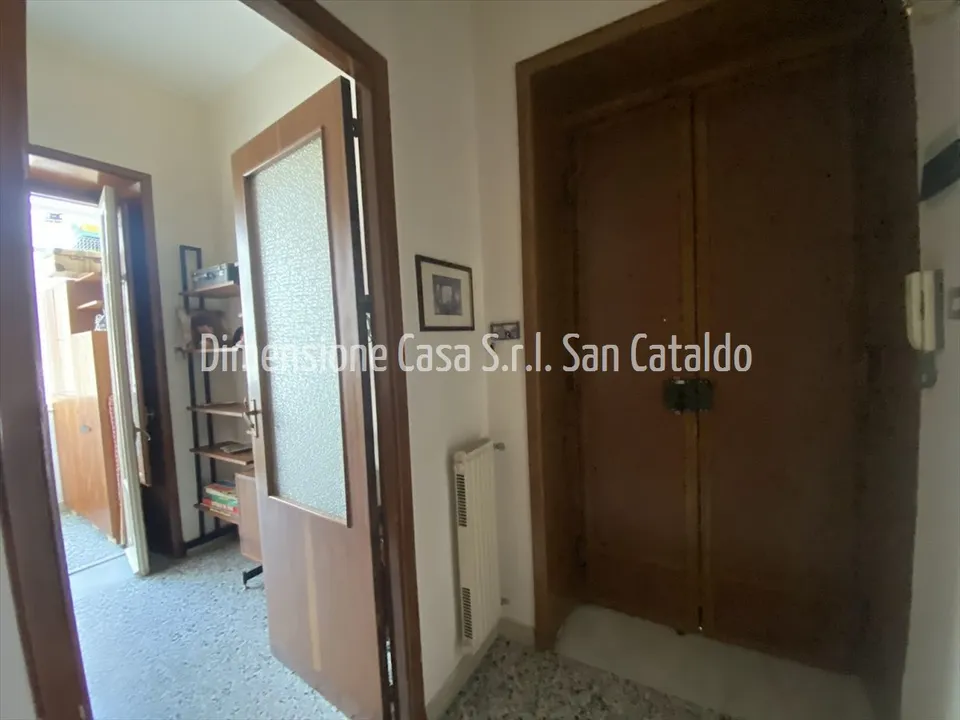 Lejlighed i Caltanissetta, Caltanissetta - foto 3