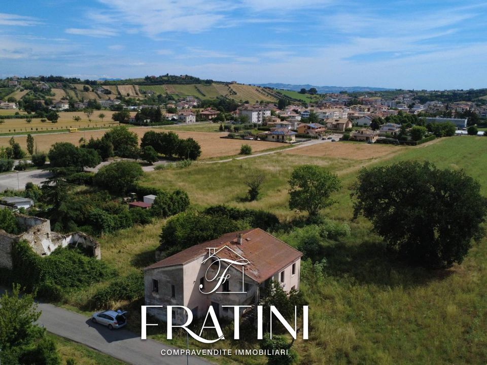 Landejendom i Sant'Egidio alla Vibrata, Teramo - foto 2